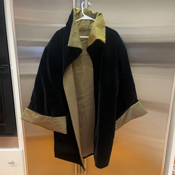 Stunning black velvet and gold jacket - reversible. exquisite. Size medium